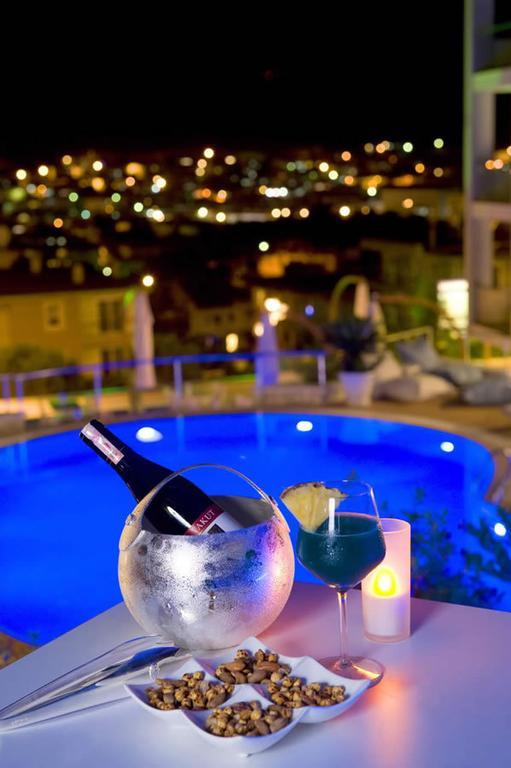 Kondo Suites Çeşme Luaran gambar